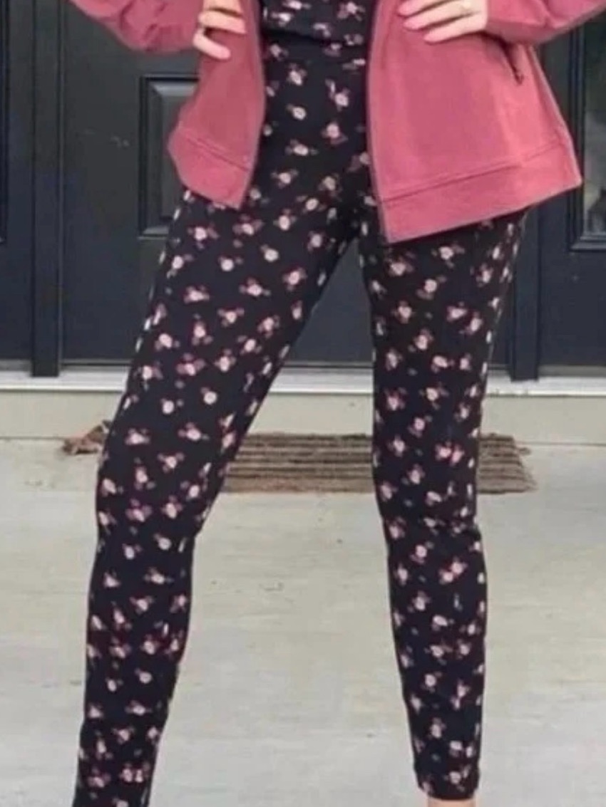 Cabi Black Dark Floral âPrinted Lean Leggingsâ Size Small New With Tags